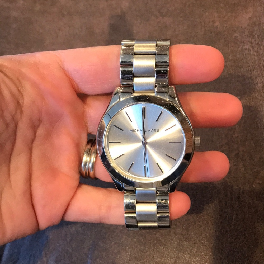Women’s Micheal Kors Slim Runway Watch Silver